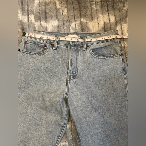 LEVI’S WEDGIE JEANS Size 30 - Picture 4 of 11